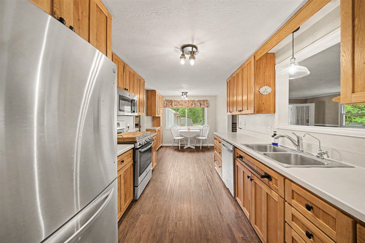 2800 Kibby Road Jackson, MI 49203 - Photo 12 of 37