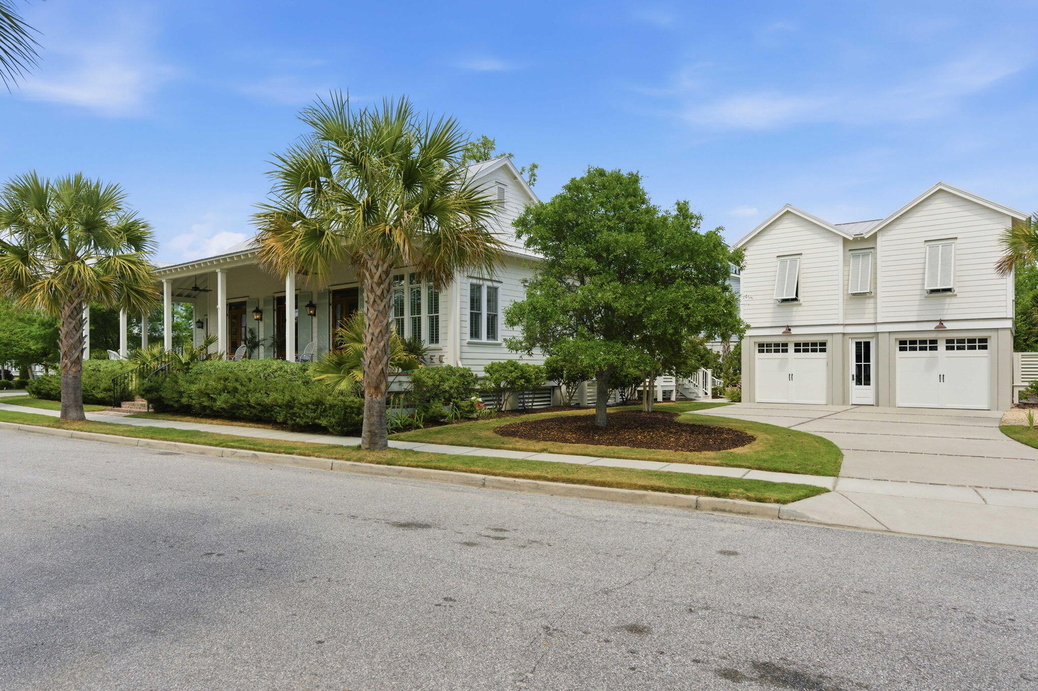 359 Bridgetown Pass Mount Pleasant, SC 29464 - Photo 2 of 46 Front Exterior