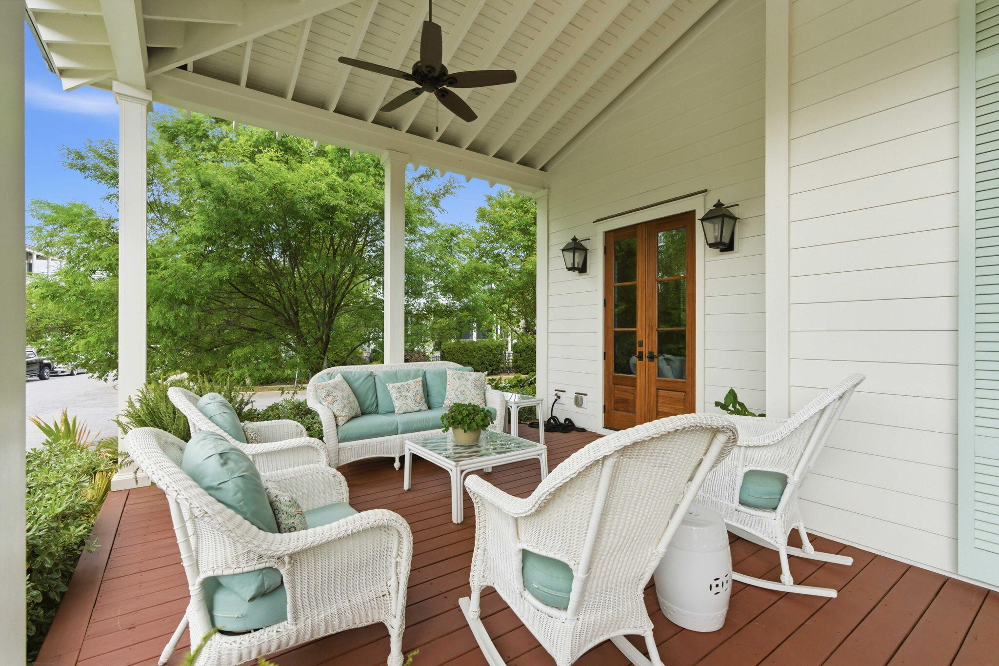 359 Bridgetown Pass Mount Pleasant, SC 29464 - Photo 4 of 46 Front Porch