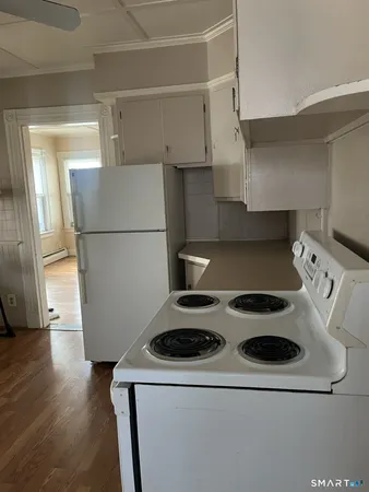 $1,700 | 128 South Whittlesey Avenue, Unit 2, Wallingford, CT 06492