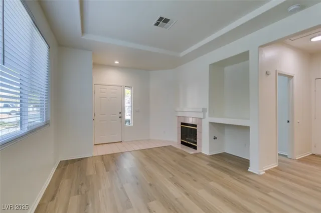 $2,285 | 10341 Pompei Place, Las Vegas, NV 89144