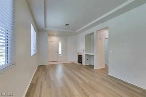 $2,235 | 10341 Pompei Place, Las Vegas, NV 89144