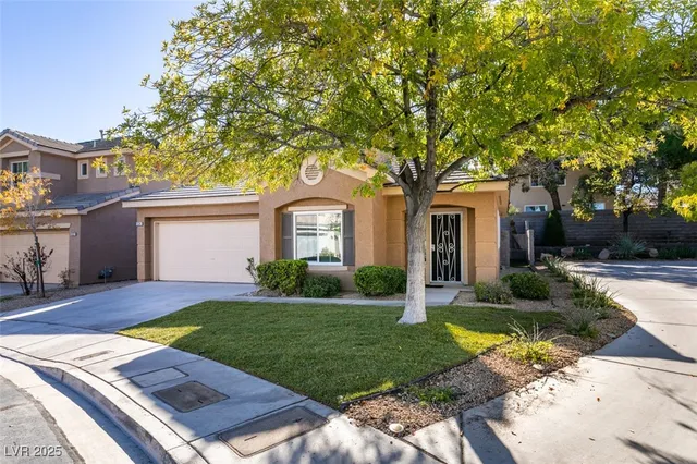 $2,285 | 10341 Pompei Place, Las Vegas, NV 89144