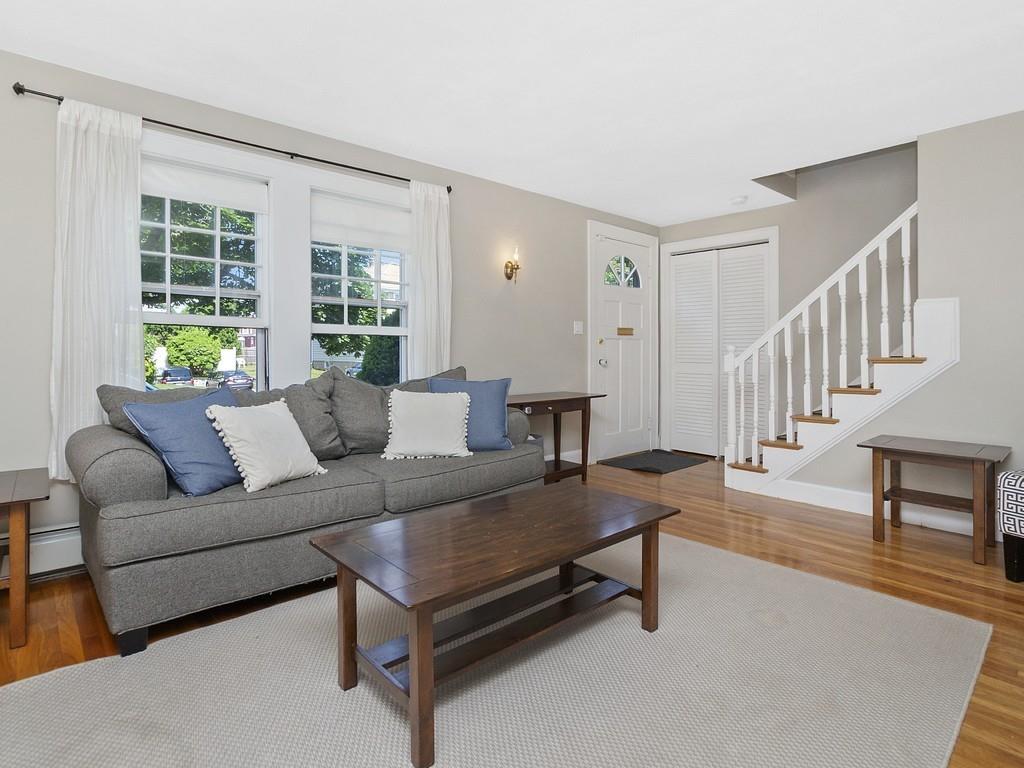 83 Barbara Road Waltham, MA 02453 - Photo 4 of 40 Gallery Image 4
