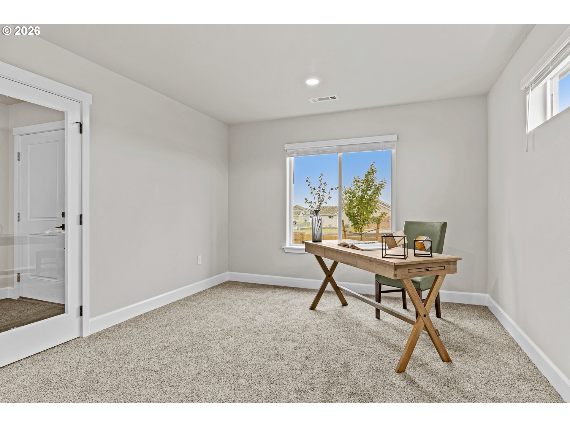 1792 Northeast 9th Place Hermiston, OR 97838 - Photo 4 of 23