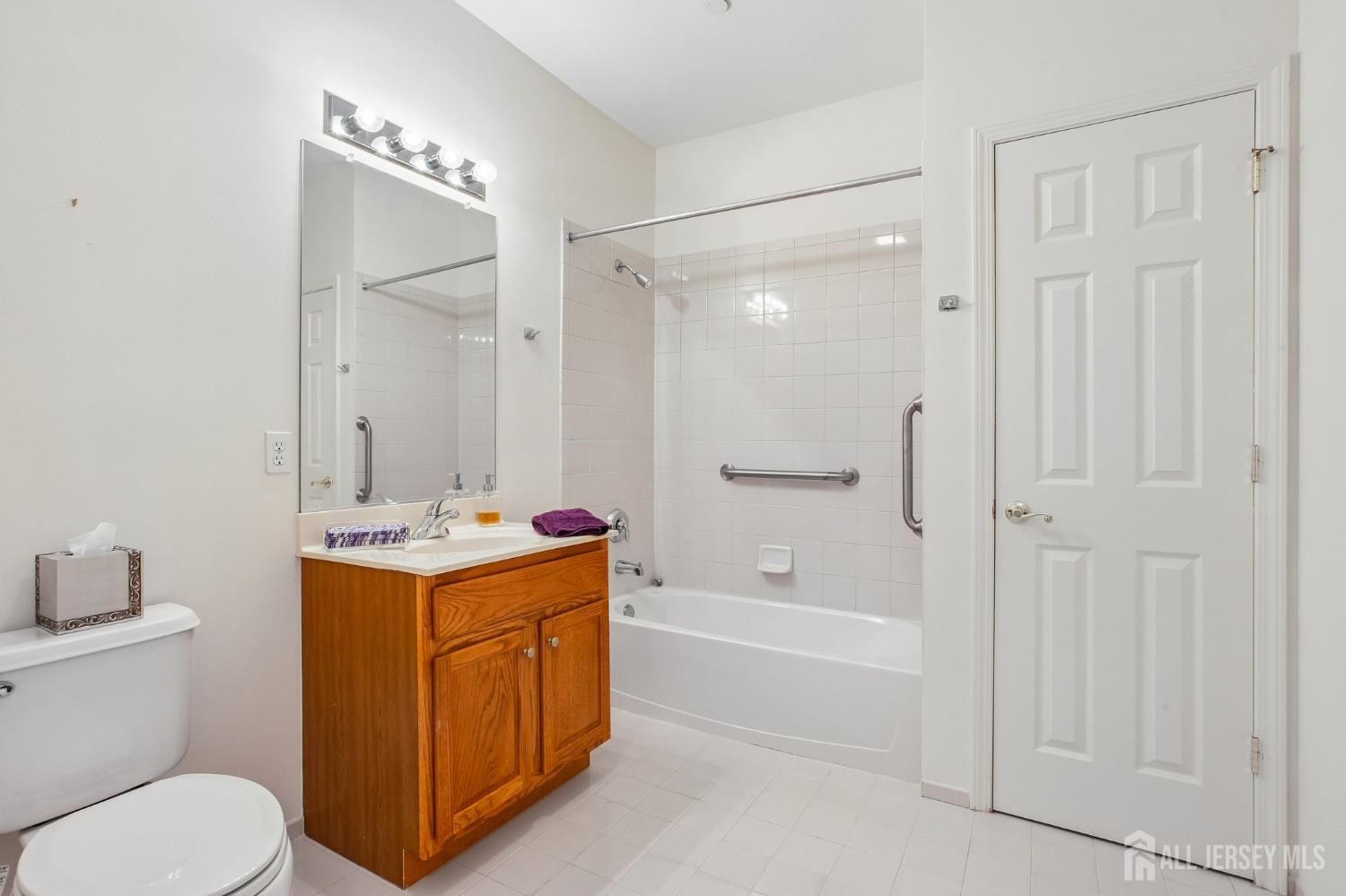 540 Cranbury Road, Unit 115 East Brunswick, NJ 08816 - Photo 17 of 31