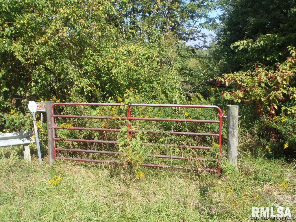East Walnut Road Springfield, IL 62712 - Photo 1 of 10