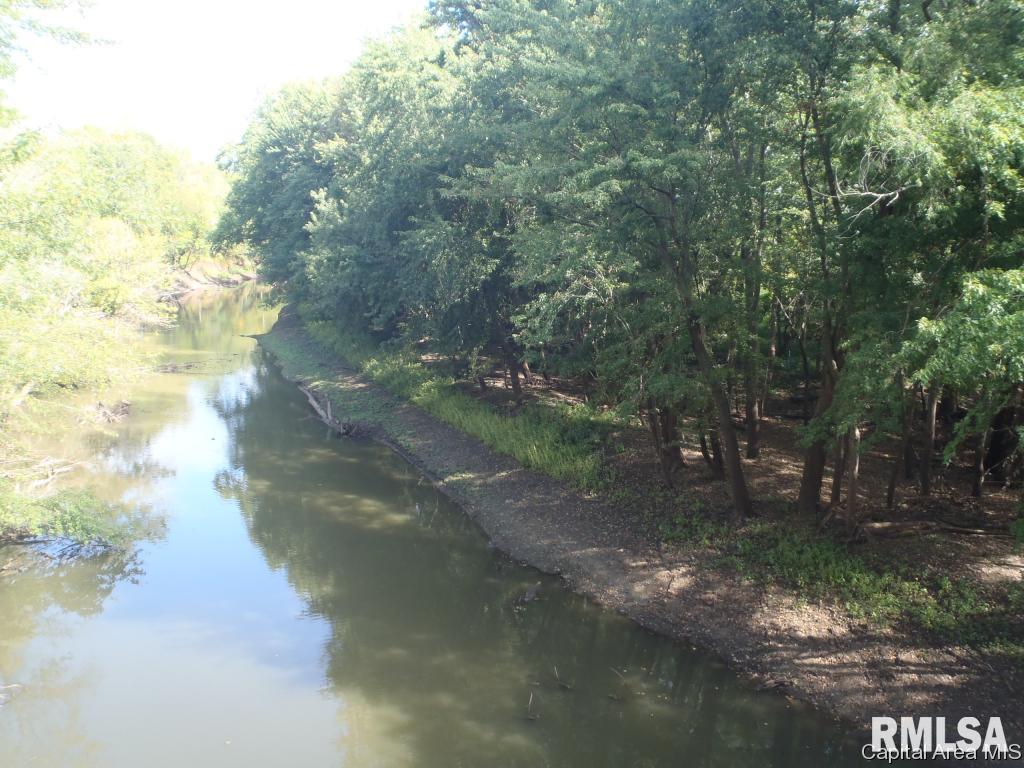 East Walnut Road Springfield, IL 62712 - Photo 9 of 10