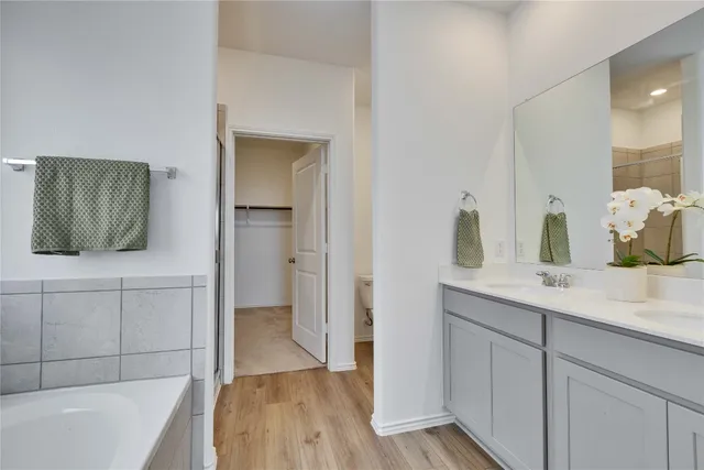 $390,000 | 206 Canley Loop, Hutto, TX 78634