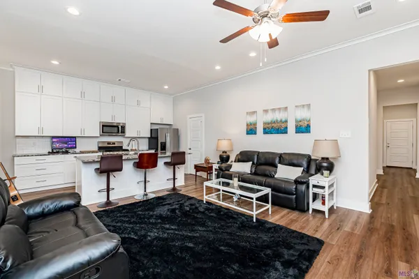 $324,500 | 9558 Creekview Drive, Baton Rouge, LA 70836