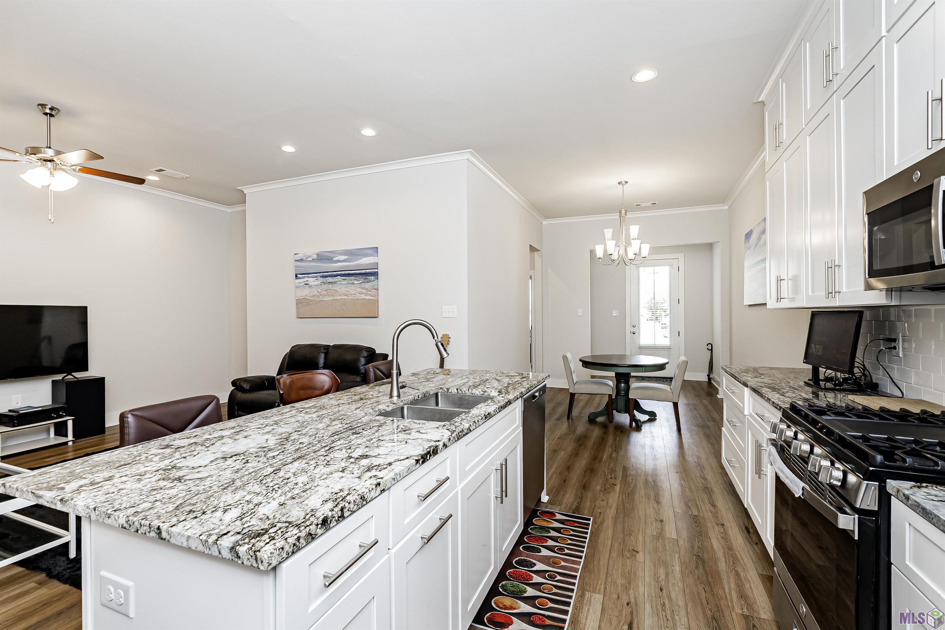 9558 Creekview Drive Baton Rouge, LA 70836 - Photo 5 of 20