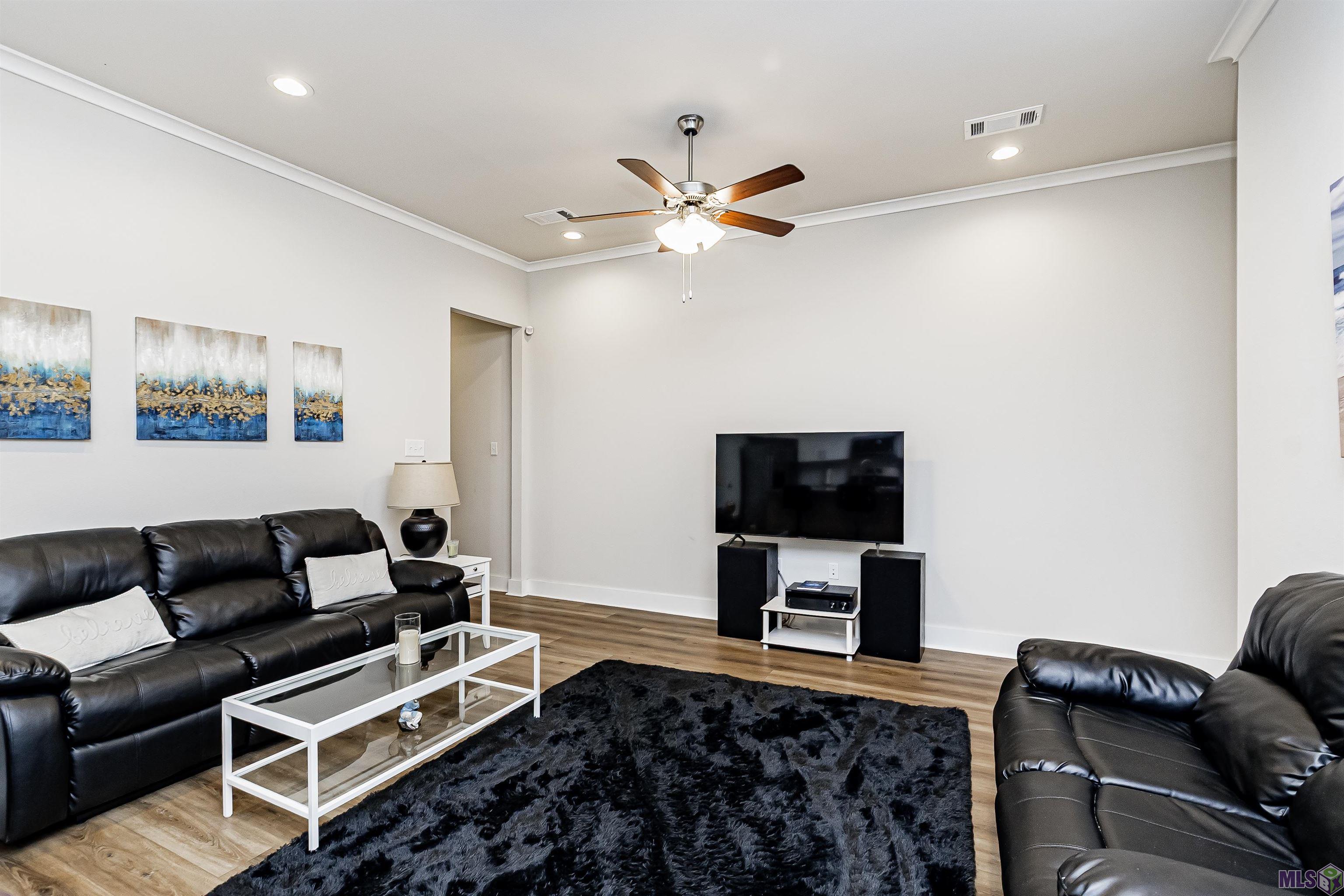 9558 Creekview Drive Baton Rouge, LA 70836 - Photo 7 of 20