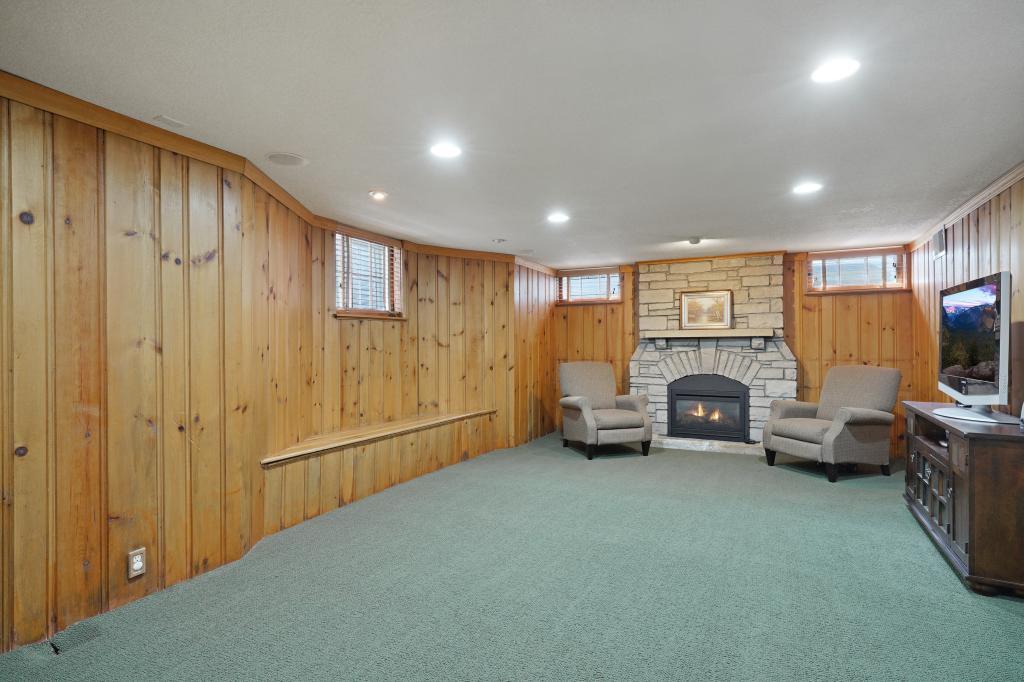 44 Meadowbrook Road Hopkins, MN 55343 - Photo 35 of 47