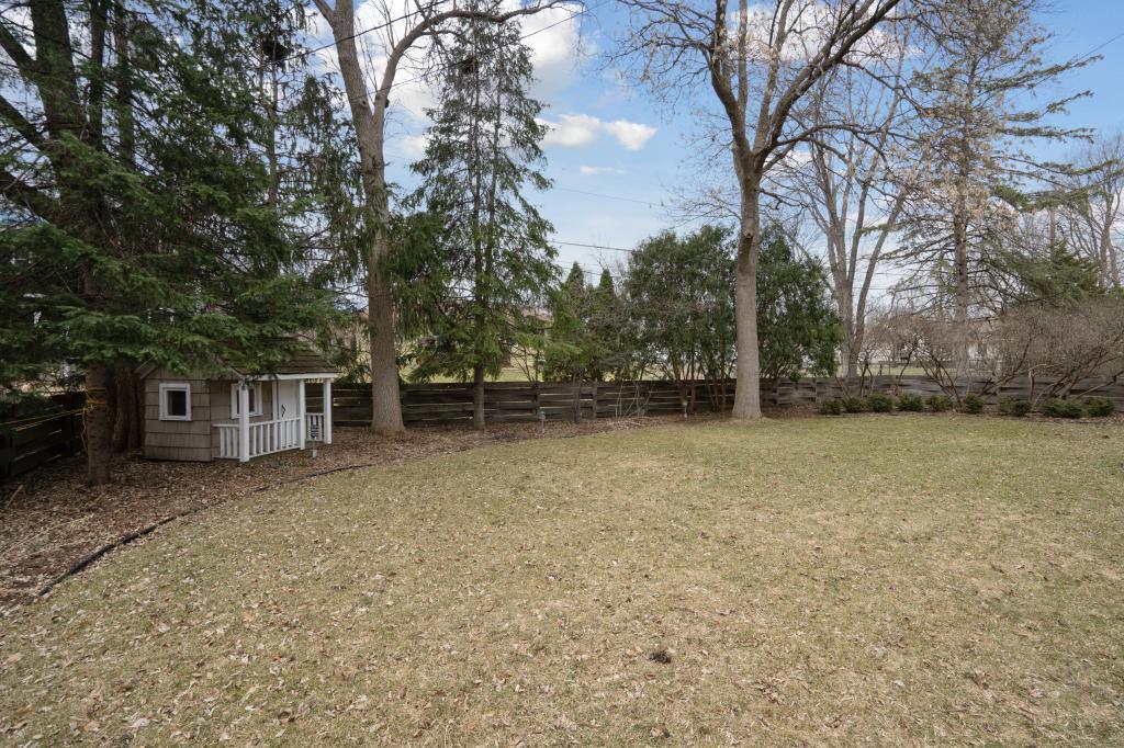 44 Meadowbrook Road Hopkins, MN 55343 - Photo 41 of 47
