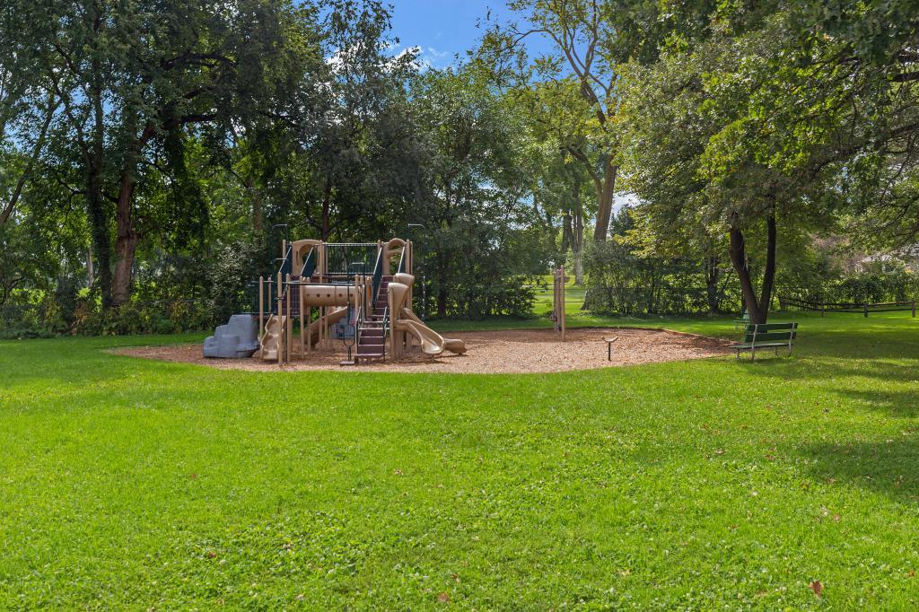44 Meadowbrook Road Hopkins, MN 55343 - Photo 45 of 47