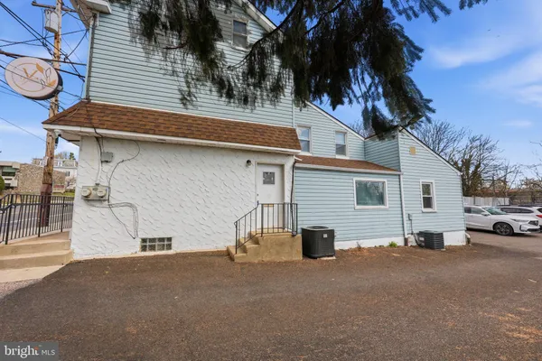 $1,200 | 7909 Oxford Avenue, Philadelphia, PA 19111