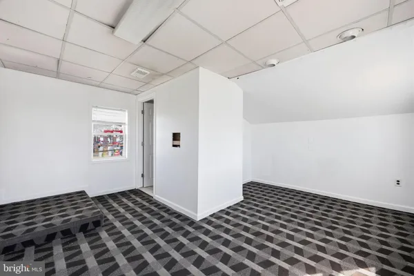 $1,200 | 7909 Oxford Avenue, Philadelphia, PA 19111