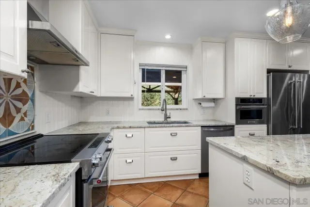 $1,029,990 | 11493 Eucalyptus Hills Drive, Lakeside, CA 92040