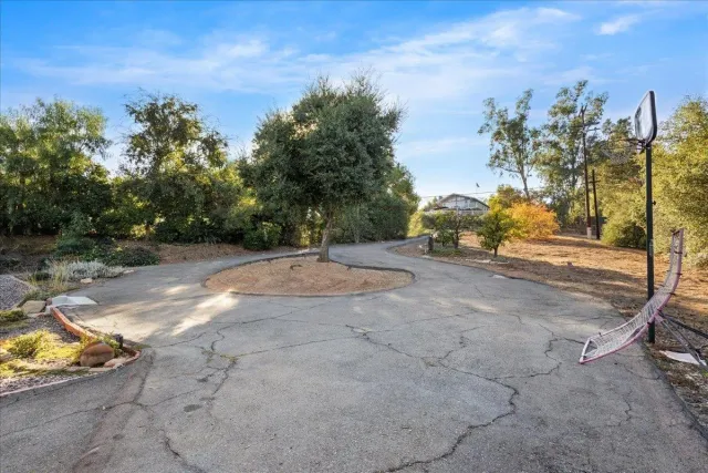 $1,029,990 | 11493 Eucalyptus Hills Drive, Lakeside, CA 92040