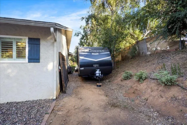 $1,029,990 | 11493 Eucalyptus Hills Drive, Lakeside, CA 92040