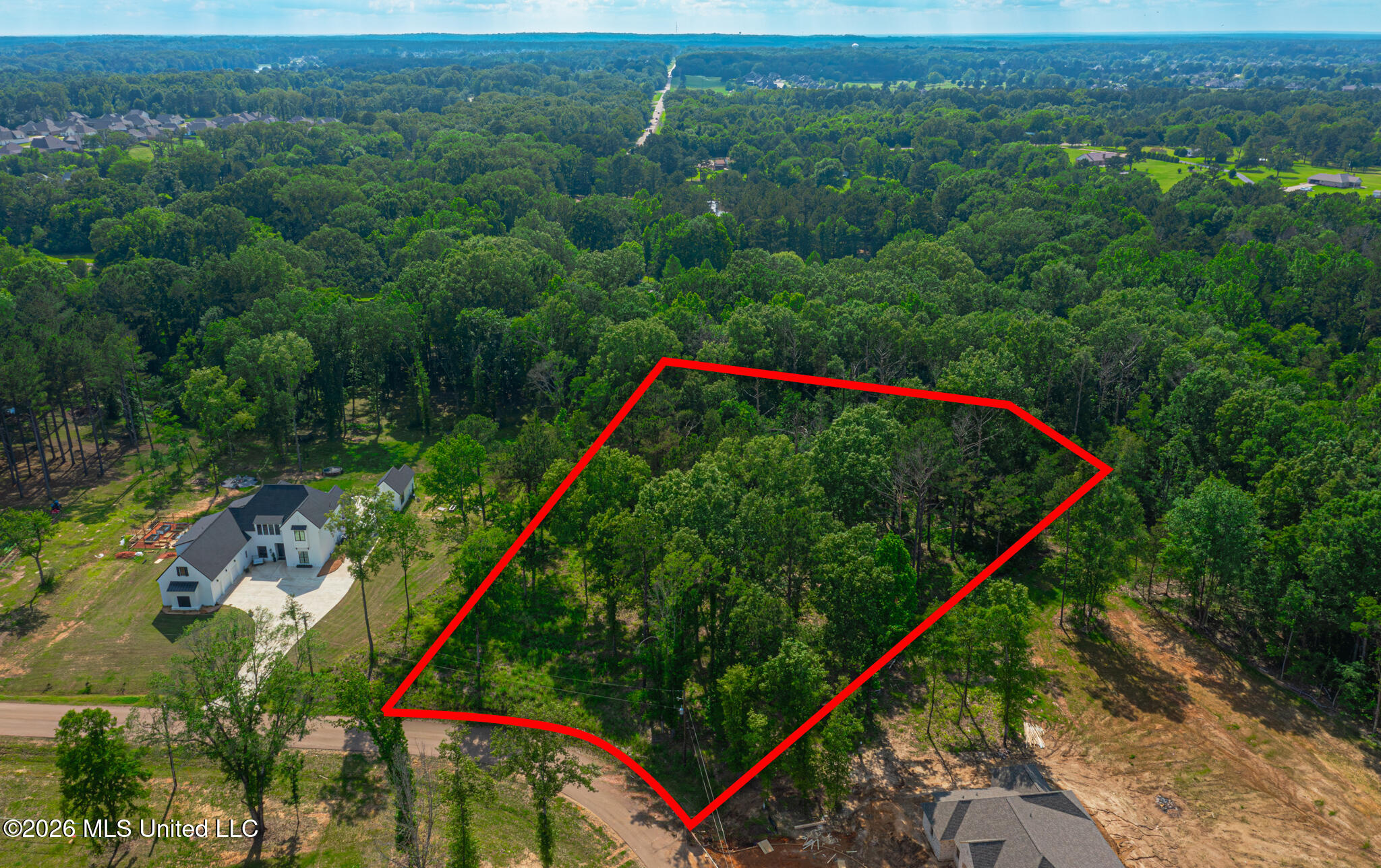 159 Hunter's Cove Madison, MS 39110 - Photo 1 of 20 OUTLINED DJI_0146