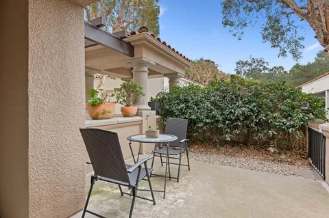 $729,000 | 222 Por La Mar Circle, Santa Barbara, CA 93103