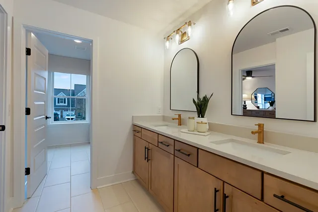 $699,990 | 478 Brownstone St Mount, Old Hickory, TN 37138