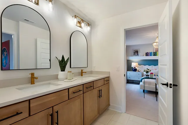 $699,990 | 478 Brownstone St Mount, Old Hickory, TN 37138