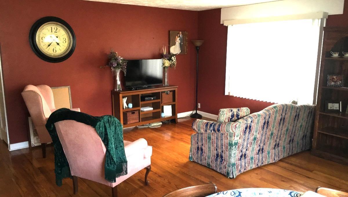 3125 West Torquay Road Muncie, IN 47304 - Photo 2 of 12