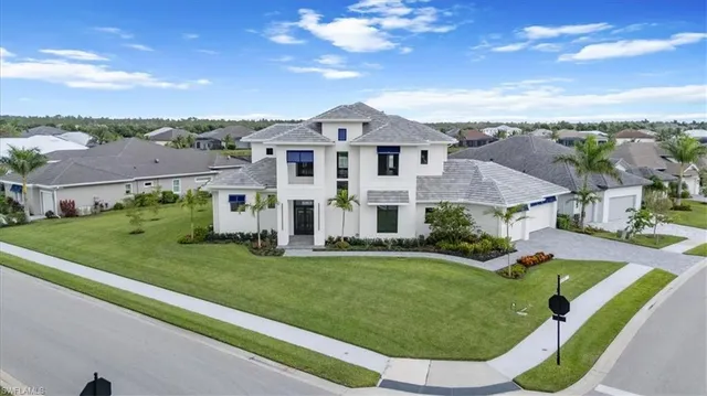 $2,650,000 | 14211 Charthouse Circle, Naples, FL 34114