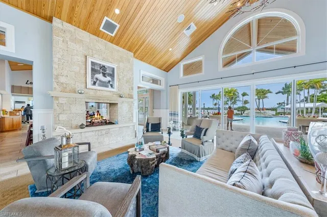 $2,650,000 | 14211 Charthouse Circle, Naples, FL 34114