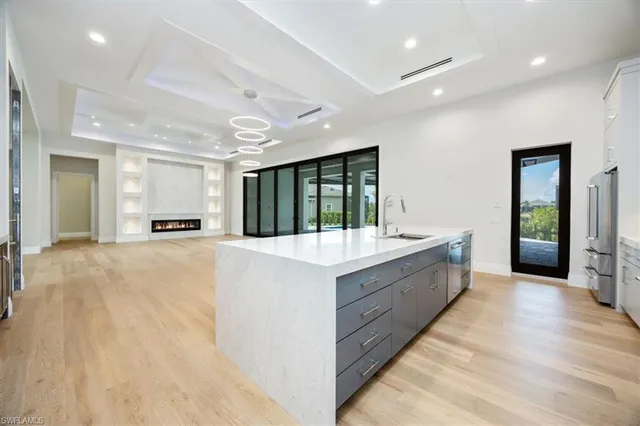 $2,650,000 | 14211 Charthouse Circle, Naples, FL 34114