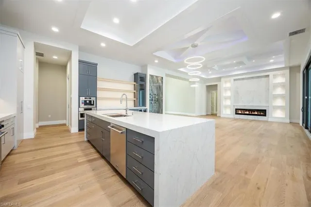 $2,650,000 | 14211 Charthouse Circle, Naples, FL 34114