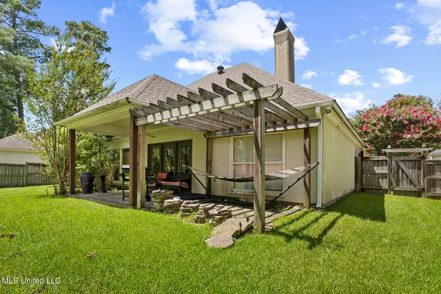 $229,900 | 11 Pear Orchard Park, Jackson, MS 39211