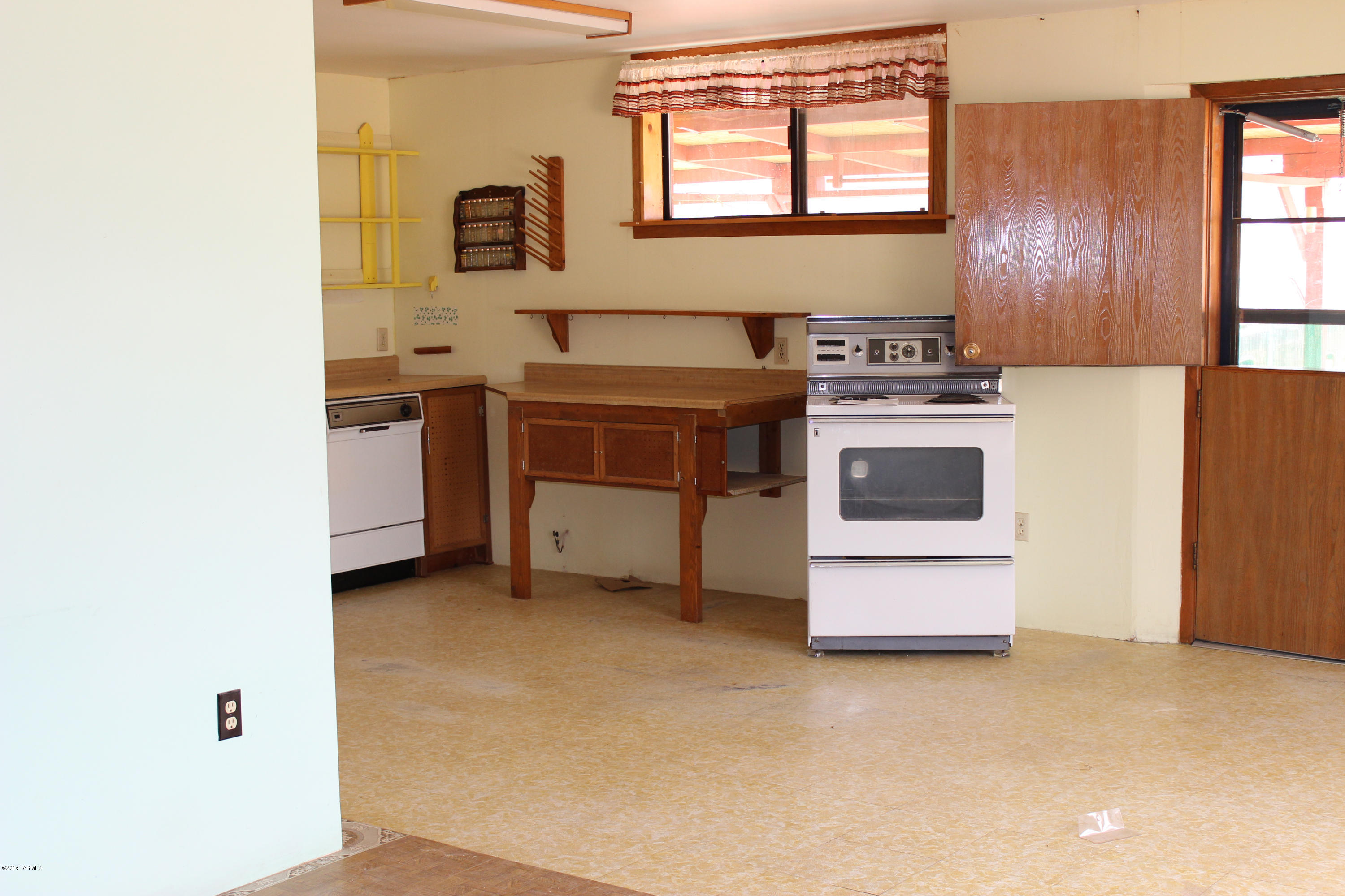 351 Willcox Road Pearce, AZ 85625 - Photo 8 of 24 Gallery Image 8