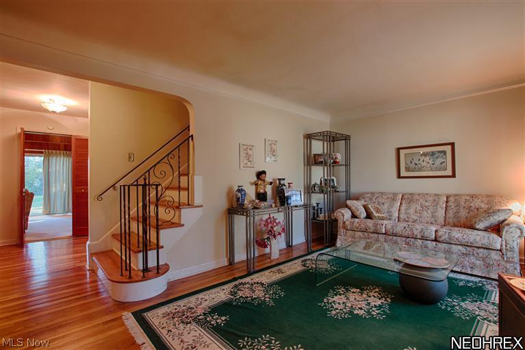 5432 Summit Road Cleveland, OH 44124 - Photo 8 of 25 Formal living room!