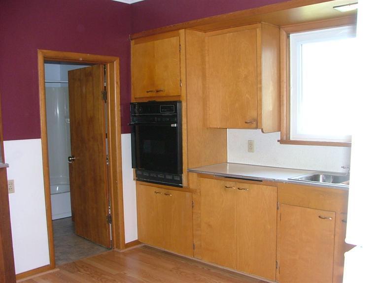 256 4th Street Manistee, MI 49660 - Photo 9 of 18 Additional Photo