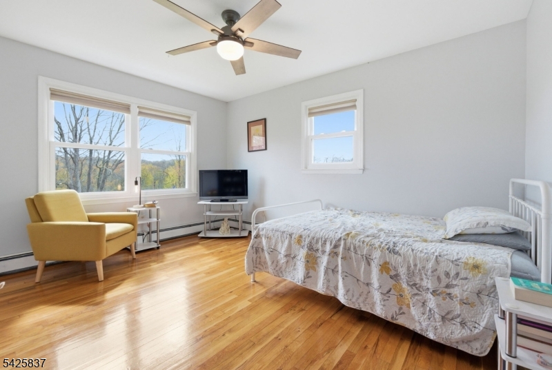 87 Mudtown Road Wantage, NJ 07461 - Photo 20 of 38