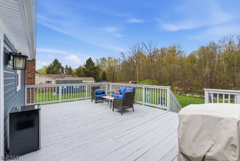 87 Mudtown Road Wantage, NJ 07461 - Photo 28 of 38