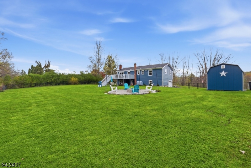 87 Mudtown Road Wantage, NJ 07461 - Photo 32 of 38
