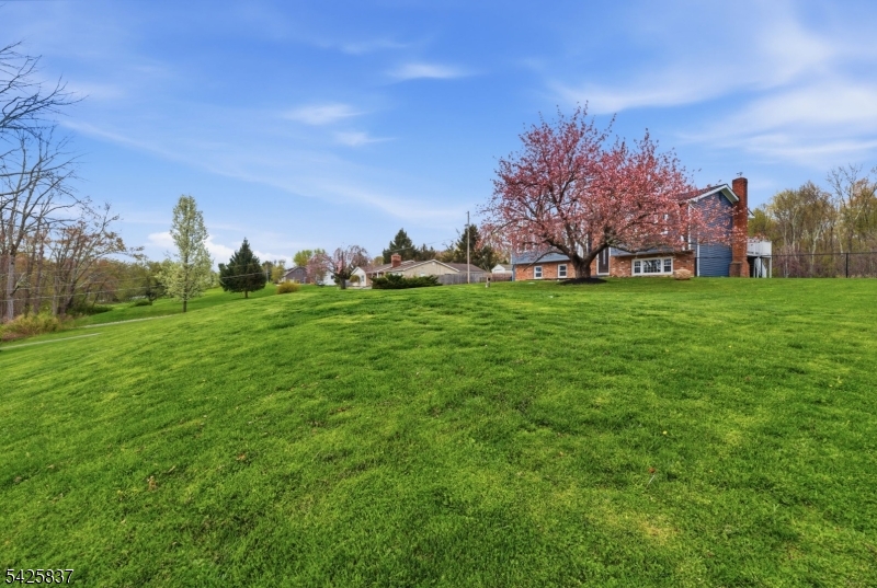 87 Mudtown Road Wantage, NJ 07461 - Photo 35 of 38