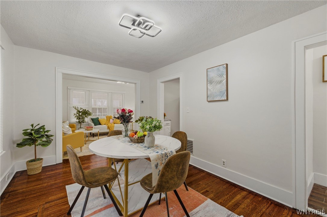 102 Rosedale Street Buffalo, NY 14207 - Photo 9 of 33