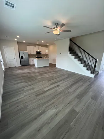 $2,300 | 9476 Herons Preserve, Conroe, TX 77385