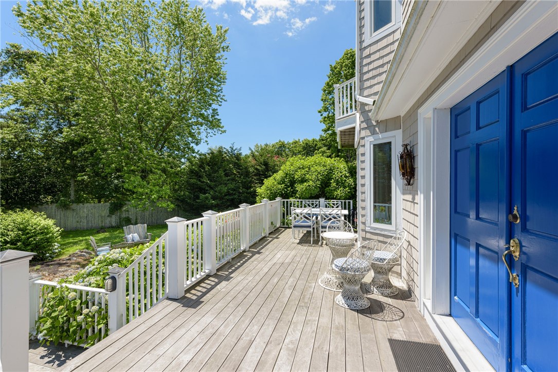 39 Brenton Road Newport, RI 02840 - Photo 3 of 40 Deck & front entrance