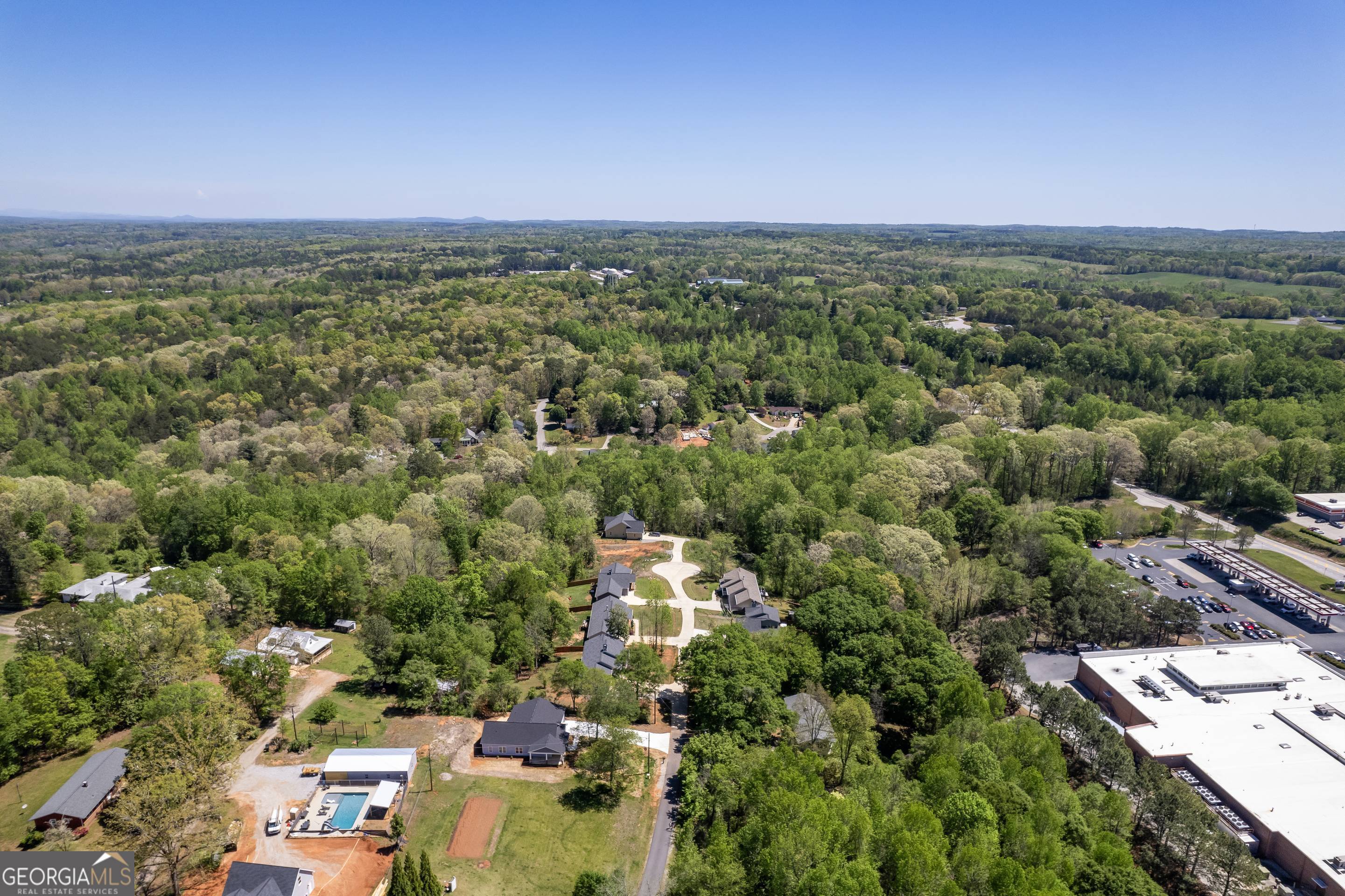 253 Lacount Lane Clarkesville, GA 30523 - Photo 4 of 18 an aerial view of multiple house