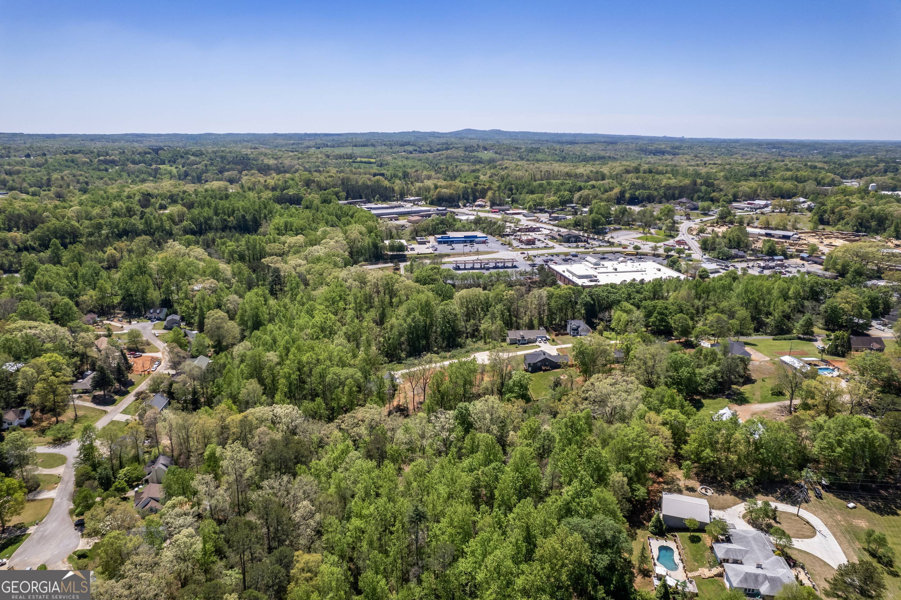 253 Lacount Lane Clarkesville, GA 30523 - Photo 6 of 18 an aerial view of multiple house