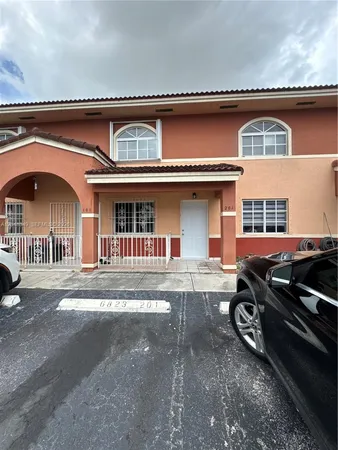 $2,250 | 6823 West 36th Avenue, Unit 201, Hialeah, FL 33018