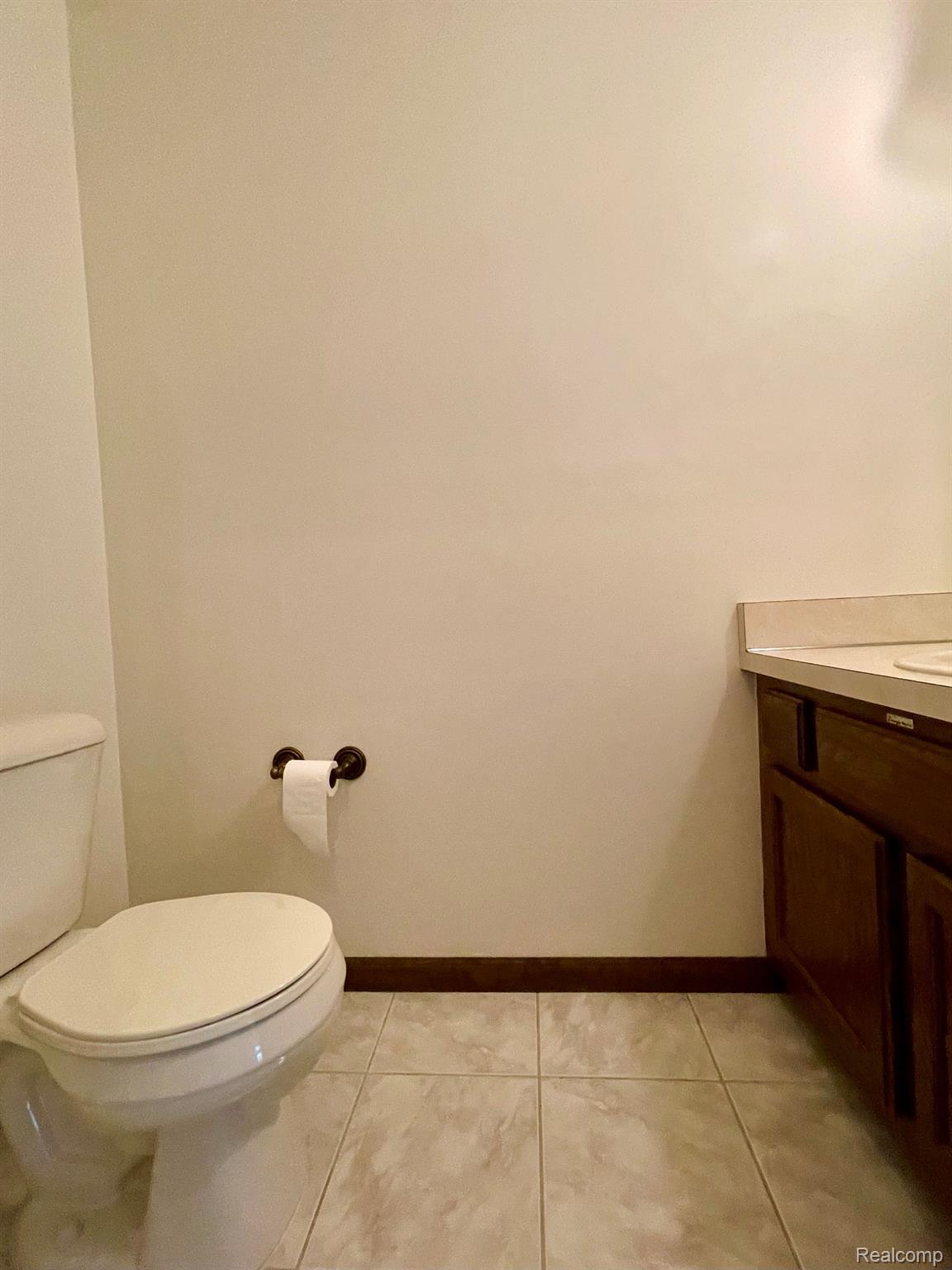 388 Powderhorn Ridge Court Rochester, MI 48309 - Photo 15 of 21 Lav