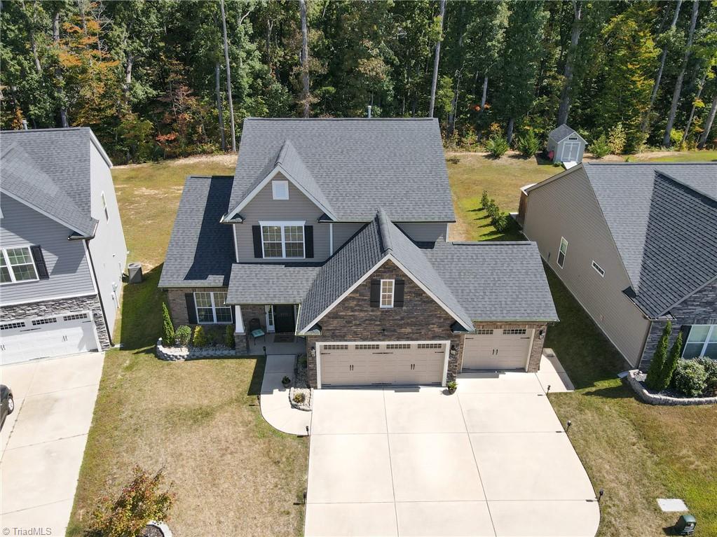 4015 St Johns Street High Point, NC 27265 - Photo 2 of 37