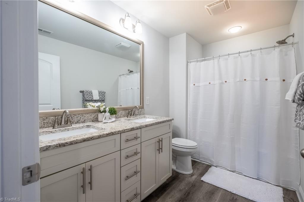 4015 St Johns Street High Point, NC 27265 - Photo 28 of 37